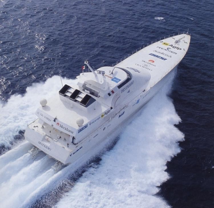 destriero yacht fuel capacity